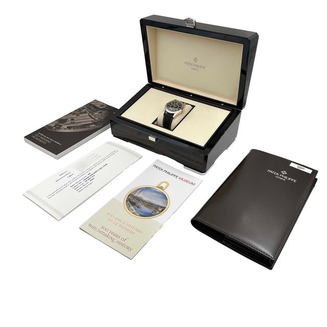Patek Philippe Calatrava 6007G-001 Image 5